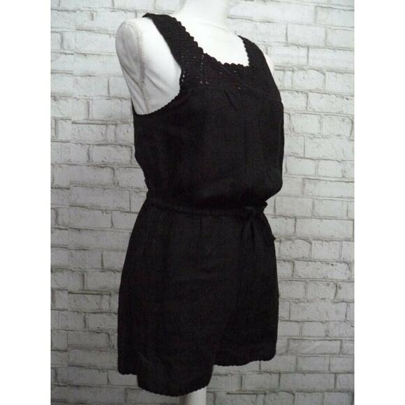 $138 Aritzia Wilfred Delfina Black 100% Linen Crochet Yoke Romper XS NEW - Picture 6 of 8